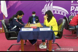 Chelsie Monica tambah medali perak Kaltim di hari terakhir catur