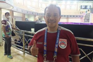 Lifter Asia berebut emas angkat berat 72kg putri PON Papua