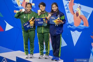 Gladies dan Della buka persaingan medali loncat indah untuk Jatim