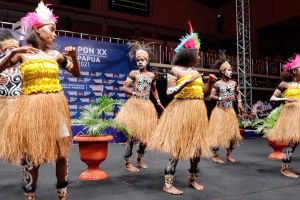 Tari Yospan meriahkan final bulu tangkis