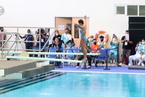 Gladies raih emas ketiganya di loncat indah PON