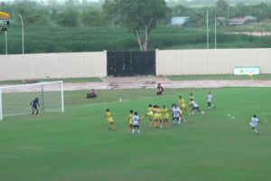 Lumat Babel, Papua melaju ke final bola putri