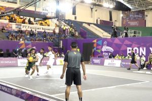 Sengit, basket putra Jatim lolos semifinal basket 3x3