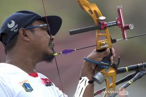 Peparnas Papua : Kualifikasi panahan recurve putra