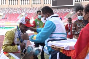 Dapiel Bayage kembali pecahkan rekor asia lompat tinggi