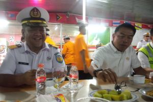 KSP Moeldoko meninjau para jurnalis KTT ASEAN di KM Sinabung