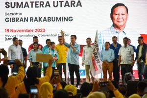 Gibran blusukan ke Sumatera targetkan menang Pilpres 2024 satu putaran