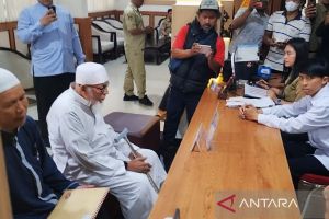 Abu Bakar Ba'asyir titip surat untuk Prabowo lewat Gibran