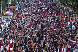 Semangati relawan, Ganjar: Mulai besok tidak ada kata mundur