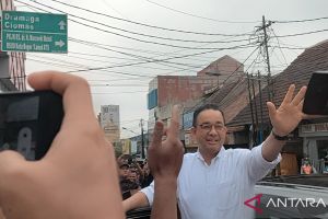 Kampanye di Kota Bogor, Anies Baswedan santap Doclang