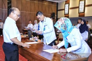 ASN Kemnaker teken Pakta Integritas Netralitas Pemilu 2024