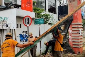 2000 lebih atribut kampanye diturunkan karena langgar Perda