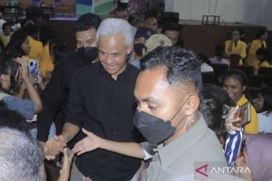 Ganjar ajak  mahasiswa di NTT siapkan diri sambut Indonesia Emas