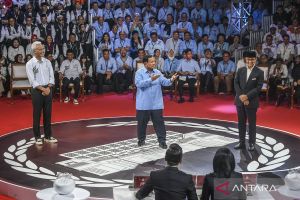 Prabowo nilai putusan MK soal usia capres-cawapres bersifat final