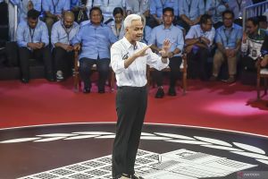 Arti senyuman Ganjar saat debat capres menurut pakar mikro ekspresi