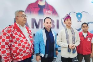 Kaesang konsolidasi dengan relawan Jokowi di Jambi