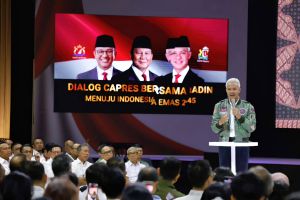 Ganjar janji kembangkan petrokimia dasar bangun industri kesehatan