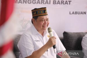 Airlangga berkelakar kaitkan 2024 dengan kemenangan Prabowo-Gibran