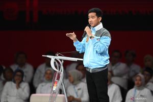 Gibran tanyakan "greenflation" ke Mahfud saat debat Pilpres 2024