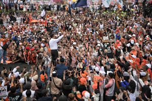 Anies janji fokus siapkan lapangan kerja saat kampanye di Bekasi