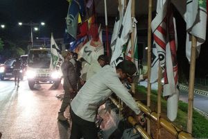 Bawaslu Jakbar lanjutkan penertiban APK di Palmerah