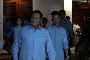 Gibran pakai pin One Piece di debat cawapres kedua