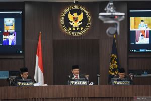 Round up hari ke-70, pasangan calon tanggapi putusan DKPP