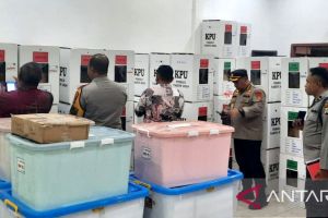 KPU Wondama gunakan kapal distribusi logistik pemilu ke daerah pesisir