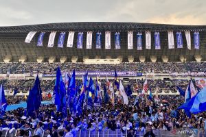 Ratusan ribu warga padati kampanye akbar Prabowo-Gibran di Bandung