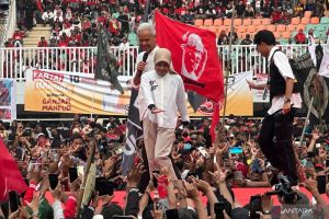 Atikoh ingatkan Ganjar untuk tidak berkhianat kepada rakyat