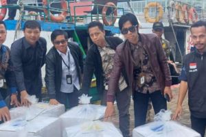 Bawaslu Kepulauan Seribu kawal distribusi logistik ke pulau-pulau