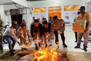 KPU Sorsel musnahkan kelebihan surat suara pada H-1 pencoblosan