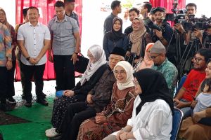 Wapres sarapan roti sebelum mencoblos pemilu