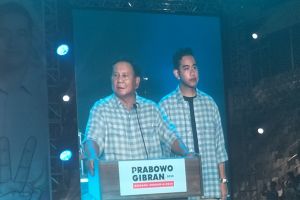 Prabowo minta pendukungnya tunggu hasil penghitungan dari KPU 