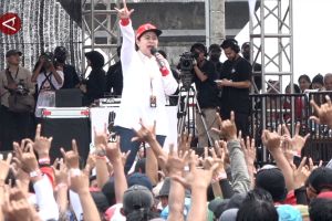 Di Hajatan Rakyat 03, Puan minta pendukung jangan takut diintimidasi