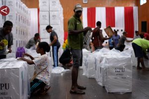 KPU Asmat prioritaskan distribusi logistik pemilu ke distrik terjauh
