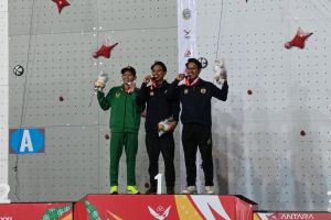 Panjat tebing - Atlet kembar Papua sabet dua medali