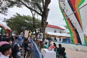 Panjat tebing - Jatim pimpin sementara dengan dua emas