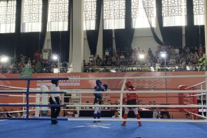 Muaythai rampungkan pertandingan perempat final laga putri PON 2024