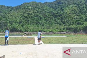 Persembahkan emas menembak, atlet Kalimantan Utara sujud syukur