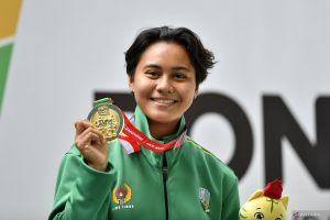 Loncat indah - Gladies buat sejarah dengan raih lima emas di PON 2024
