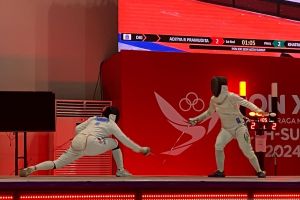 Anggar - DKI cetak emas pertama di PON XXI lewat degen individu putri