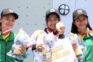 Geluti panjat tebing dari SD, atlet Jawa Tengah ini sabet emas di PON