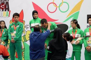 Sumut sabet emas cabor squash nomor ganda campuran