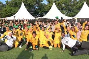 Semangat suporter bantu hoki putri outdoor Sumut kalahkan Jatim 4-0