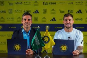 Inigo Martinez nengakui tawaran Al-Nassr terlalu menggiurkan untuk ditolak