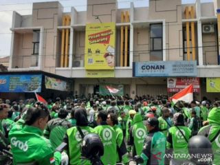 Pasang tarif lebih murah, Gojek dan Grab geruduk kantor Maxim
