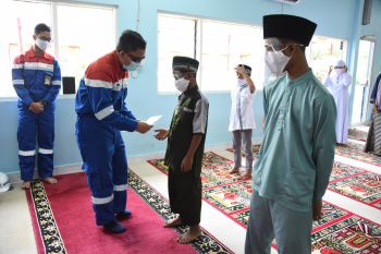 Sebelum TA dimulai, Pertamina Dumai doa bersama dan serahkan santunan