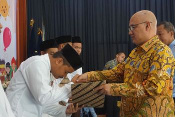 Kepala Kanwil Kemenkumham DIY serahkan remisi anak didik pemasyarakatan