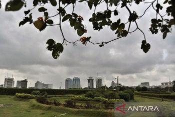 BMKG: Surabaya Senin ini berpeluang berawan tebal